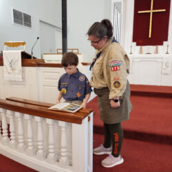 Scouts read sacred texts